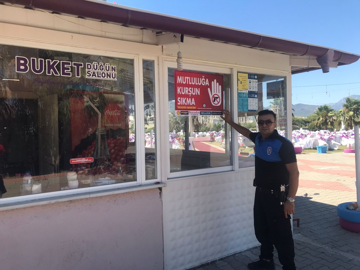 Anamur Polisi Mutluluğa Kuşun Sıkma dedi ve Uyardı..