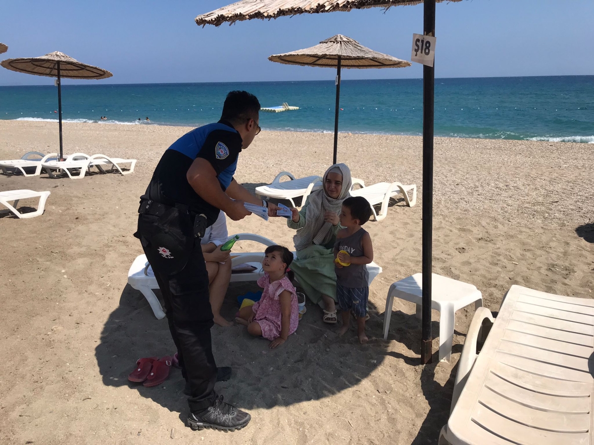 Anamur Polisi “Ölüme Yüzmeyin” Uyarısında Bulundu.