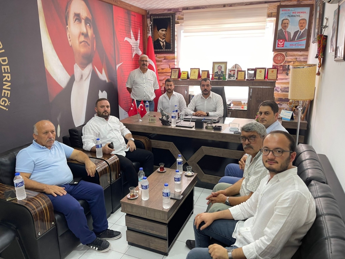 Tuna, seçim çalışmalarını aralıksız sürdürüyor..