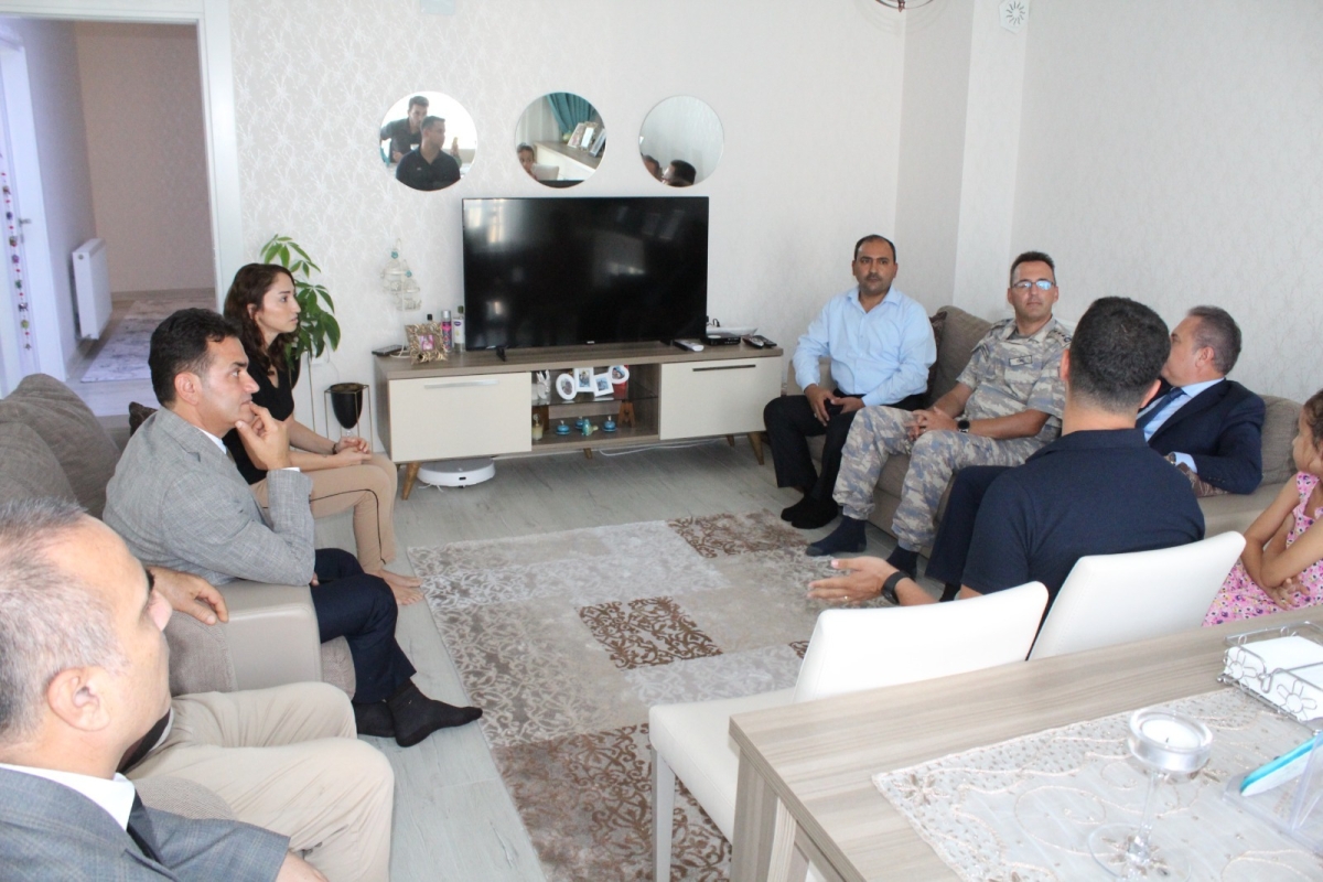 Anamur Protokol Üyeleri Gazileri Evlerinde Ziyaret Etti. 