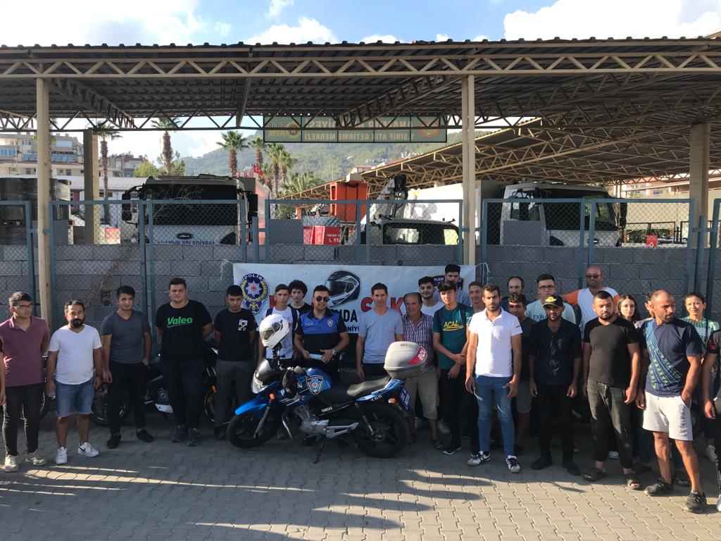 Anamur’da Motosiklet Sürücüsü Adayları Bilgilendirildi..
