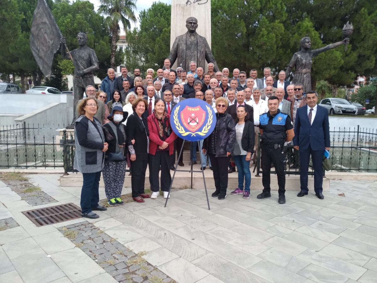 TEMAD Anamur’da 17 Ekim Dünya Astsubaylar Gününde Çelenk Töreni Düzenlendi..