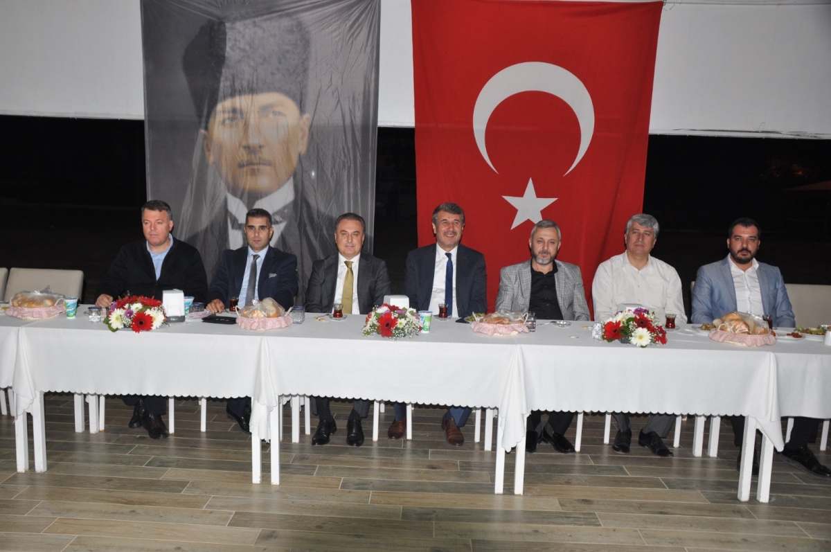 Anamur Protokolü mahalle muhtarlar ile bir araya geldi..