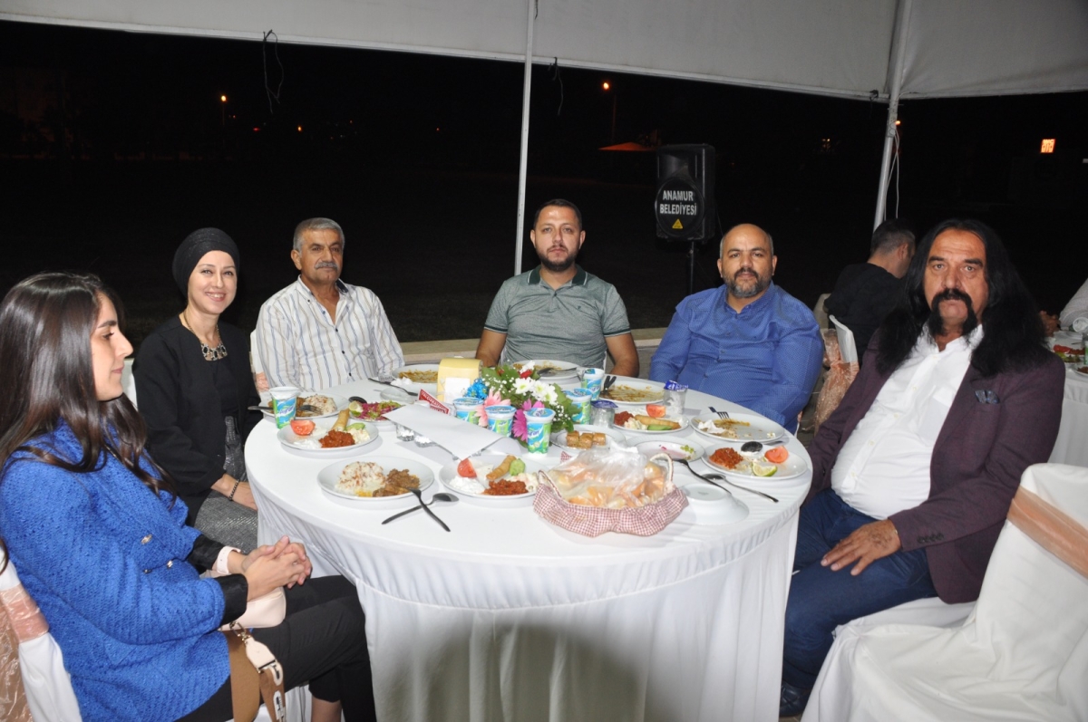 Anamur Protokolü mahalle muhtarlar ile bir araya geldi..