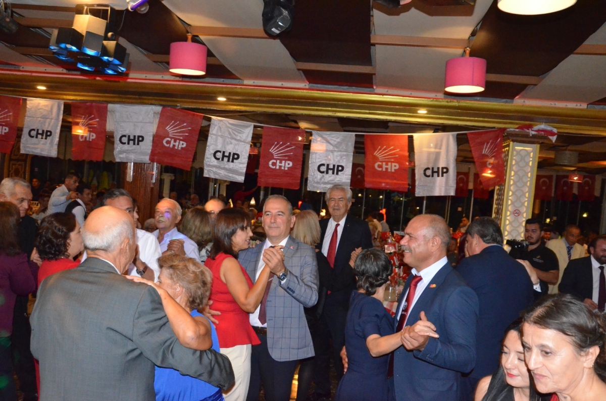 CHP Anamur ilçe Başkanlığı Cumhuriyet Balosu Düzenledi..