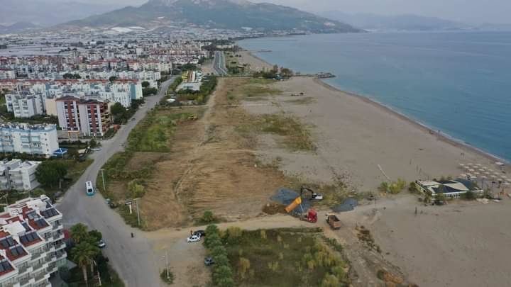 Anamur Belediyesi, Sahil Projesi’nde 2. Etap Çalışmalarını Başlattı.