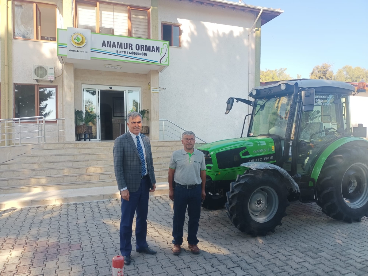 Anamur Orman İşletme Müdürlüğü ORKÖY Kredisi ile Orman köylüsü vatandaşı traktör sahibi yaptı.