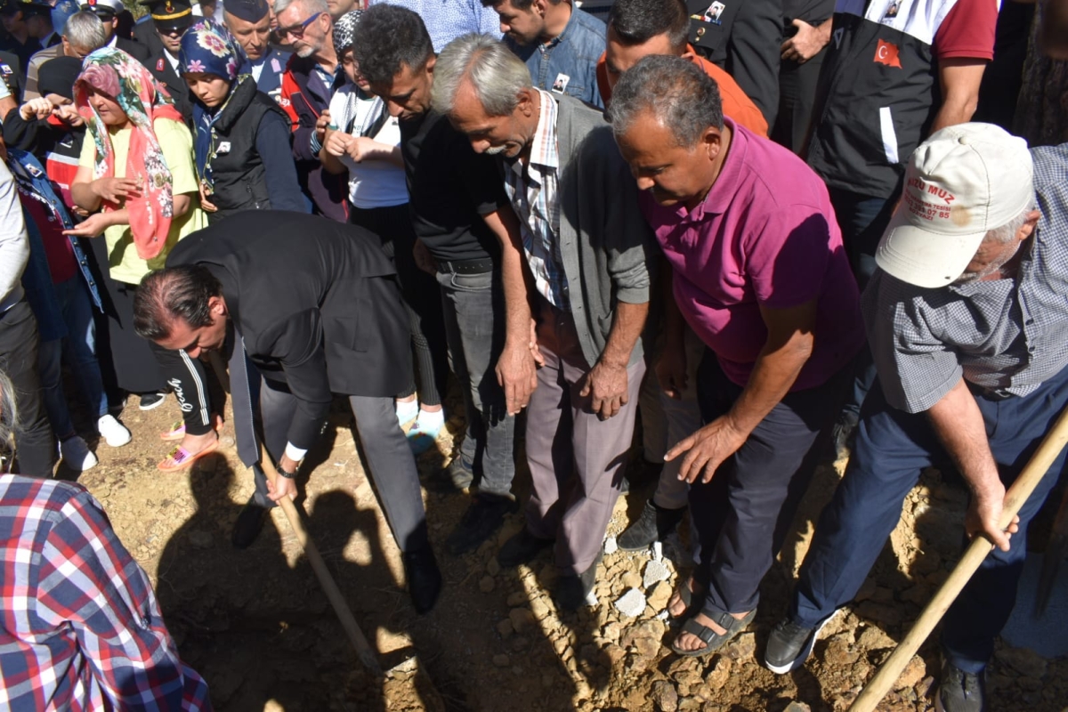 Terör gazisi Hüseyin Gök Bozyazı’da toprağa verildi
