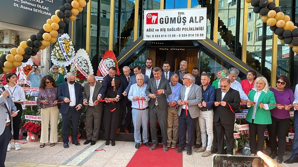 Gümüş Alp Ağız ve Diş Sağlığı Polikliniği açıldı. 