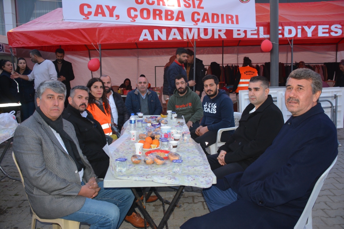 Anamur Depremzedelere Kucak açtı..