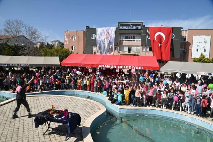 Anamur Belediyesi Deprem Bölgesinden Gelen Çocukları Unutmadı.
