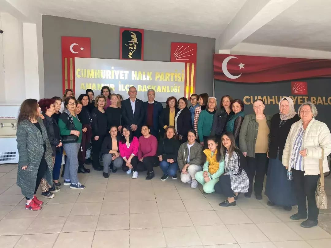 CHP Kadın Kollarından Kadınlar Günü Konulu Basın Açıklaması..