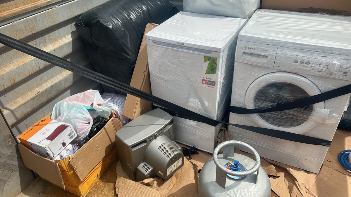 Anamur Orman İşletme Müdürlüğünün Açtığı Sergi Hatay’da Depremzede Aileye Yuvaya Oldu..
