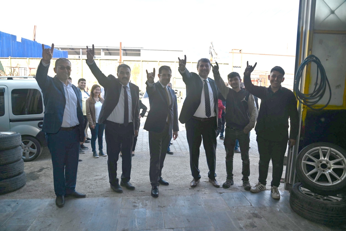 MHP Mersin Milletvekili Adayları Anamur Sanayi Esnafını Ziyaret Ettiler..