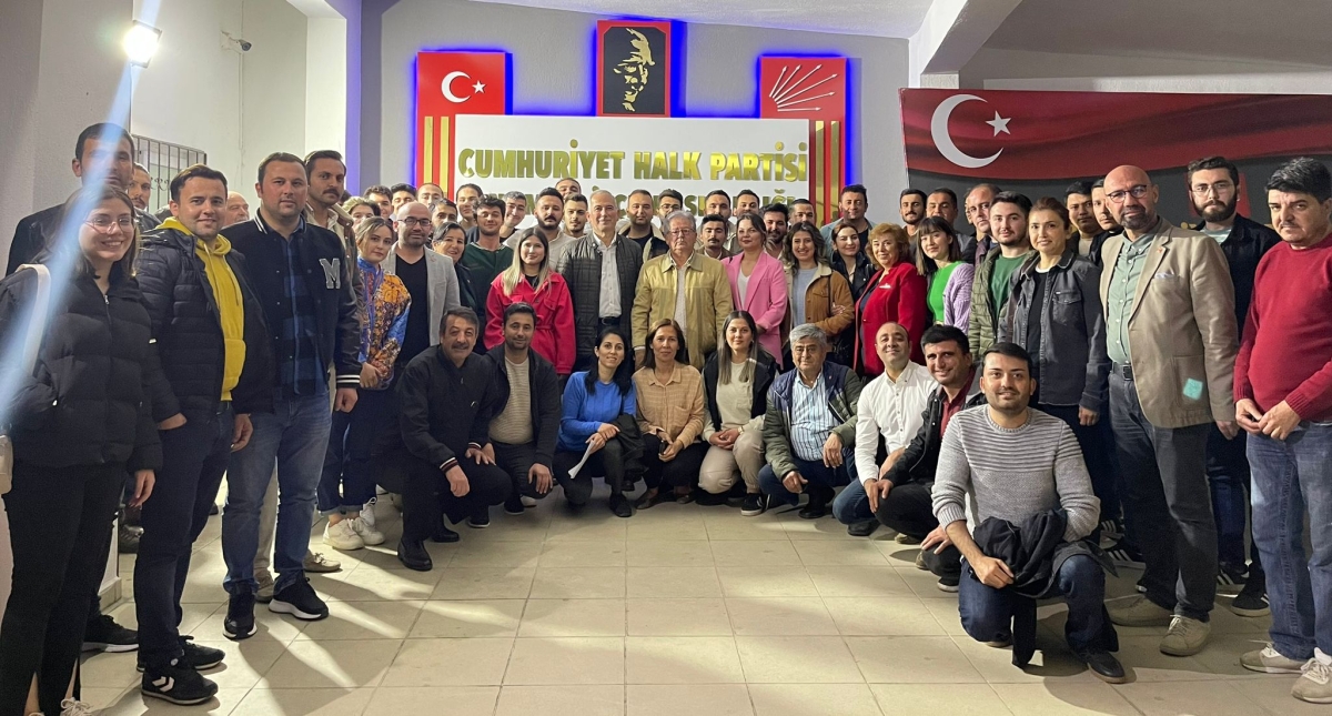 CHP Anamur Gençliği İlçe Başkanı Durmuş Deniz’e söz verdi Çok çalışıp biz bu seçimi alacağız…