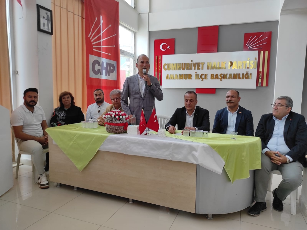 CHP'de Coşkulu Bayramlaşma..