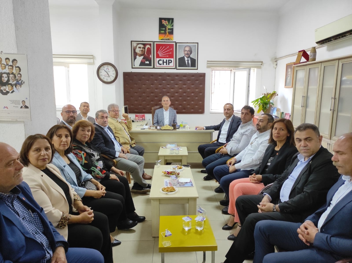 CHP'de Coşkulu Bayramlaşma..