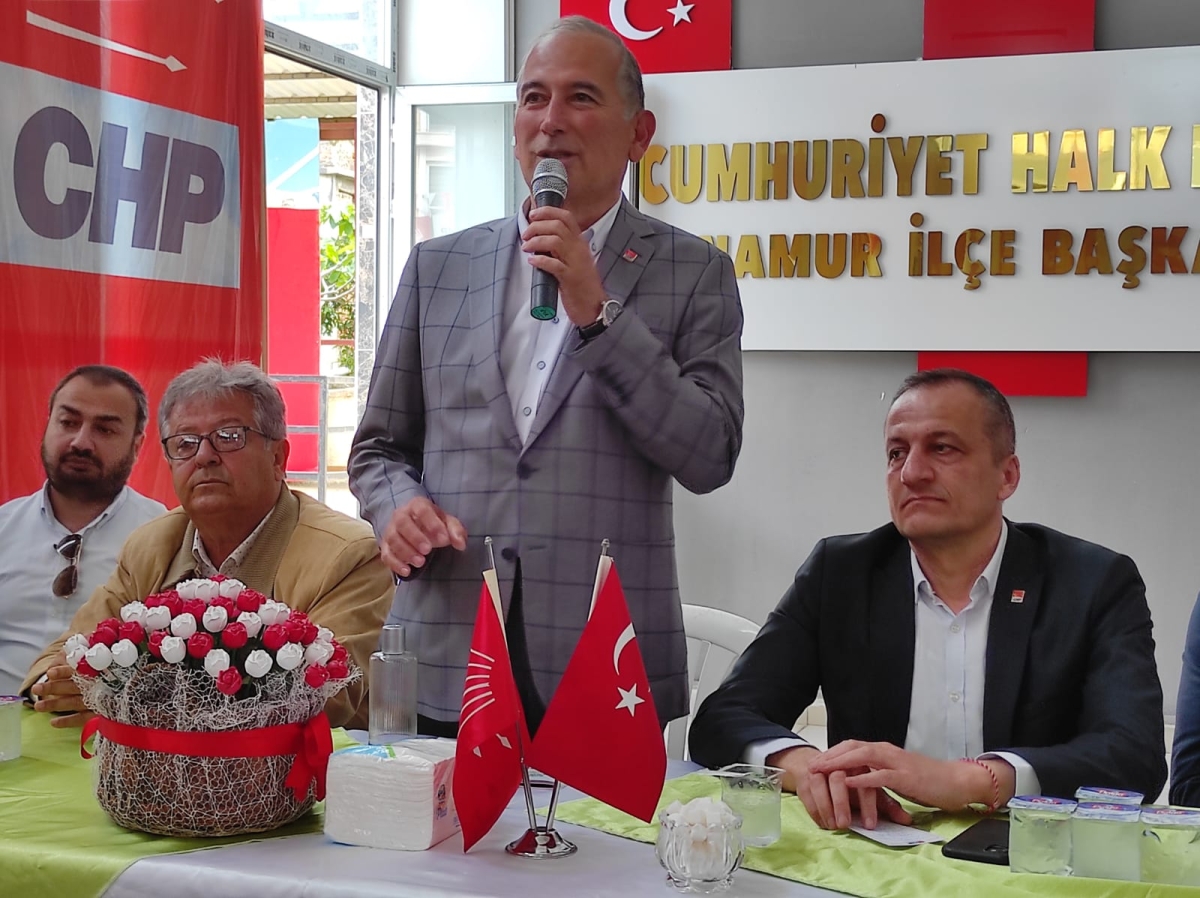 CHP'de Coşkulu Bayramlaşma..