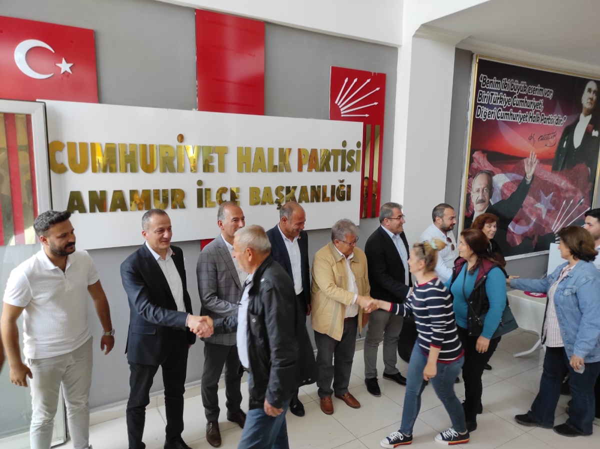 CHP'de Coşkulu Bayramlaşma..
