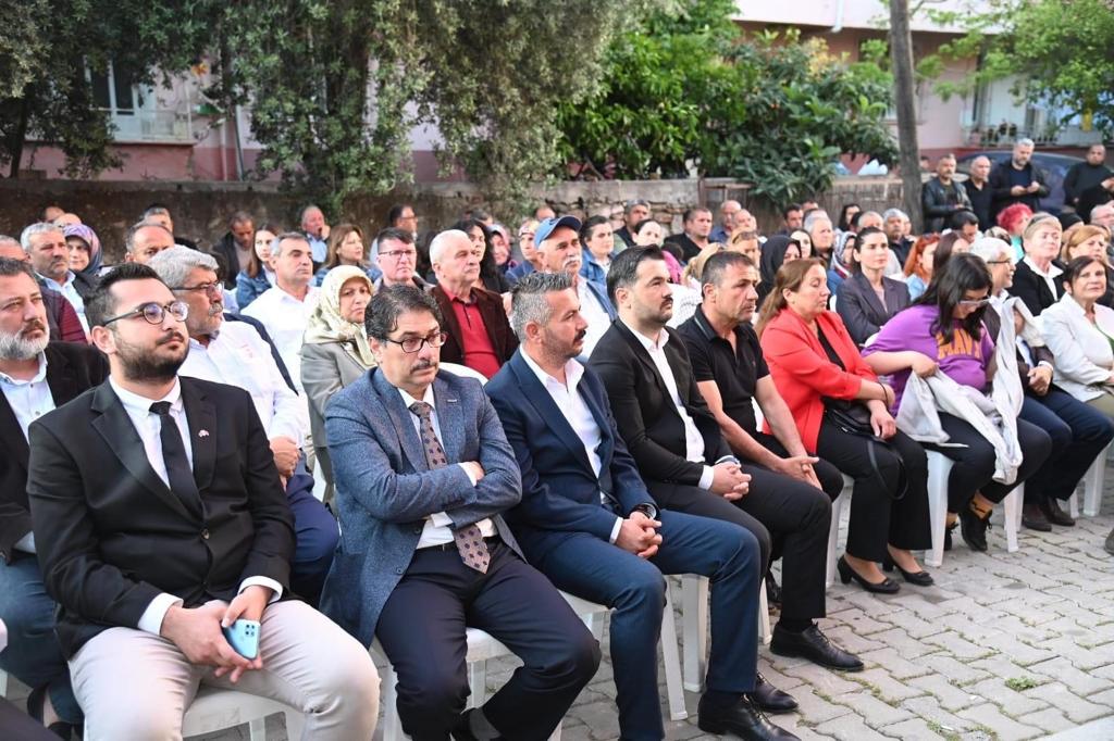 MHP’de Miting Havasında Bayramlaşma..