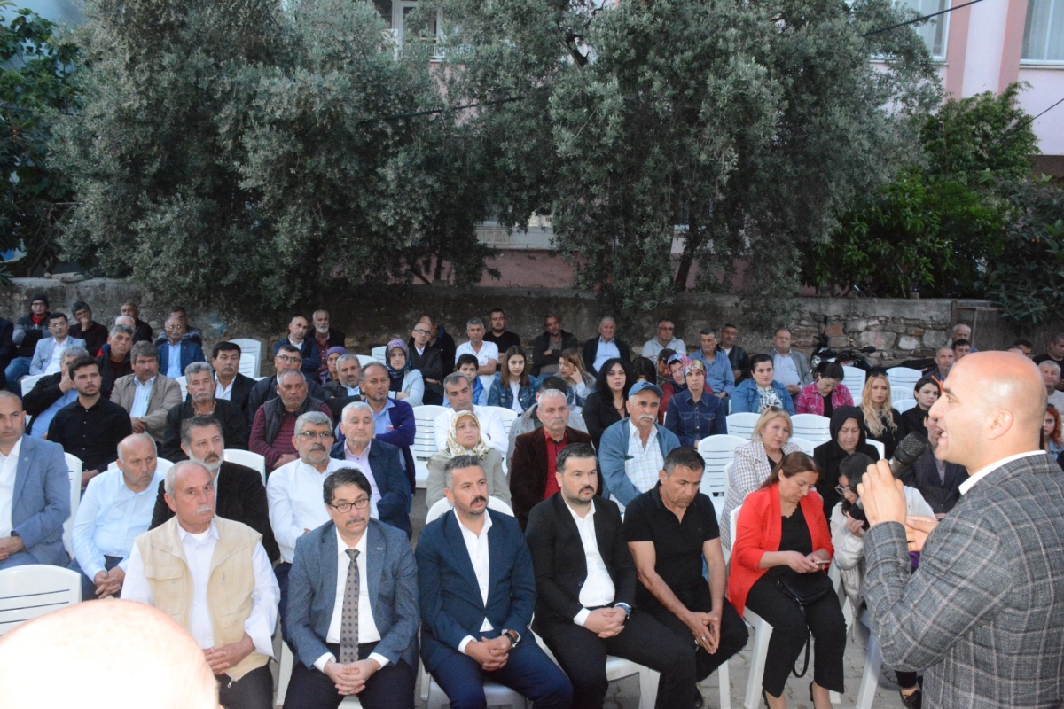 MHP’de Miting Havasında Bayramlaşma..
