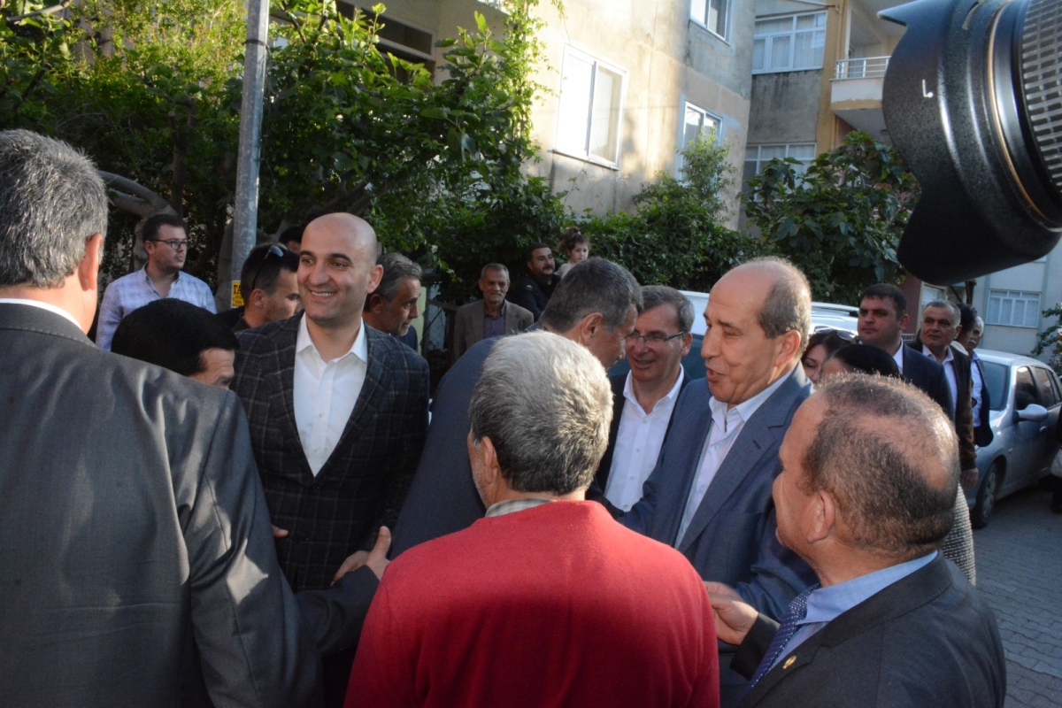 MHP’de Miting Havasında Bayramlaşma..