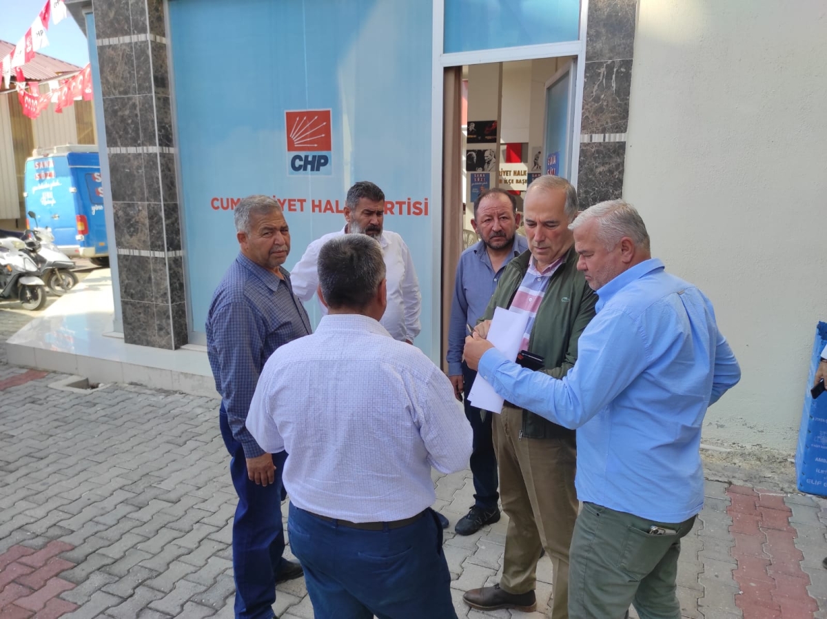 CHP’liler Gönüllü Timleri İle Sahada Çalmadık Kapı Sıkmadık El Bırakmıyorlar..