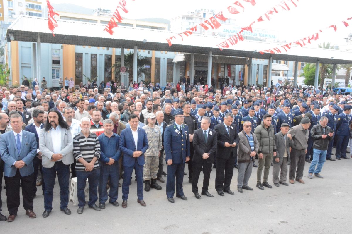 Suriye’de Vefat Eden Uzman Çavuş Karabulut’un naaşı memleketi Anamur’da toprağa verildi.