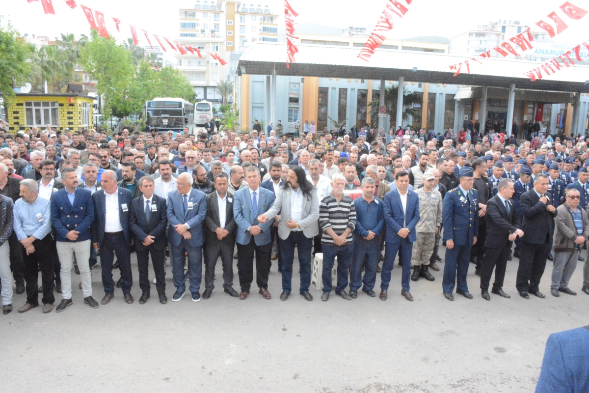 Suriye’de Vefat Eden Uzman Çavuş Karabulut’un naaşı memleketi Anamur’da toprağa verildi.
