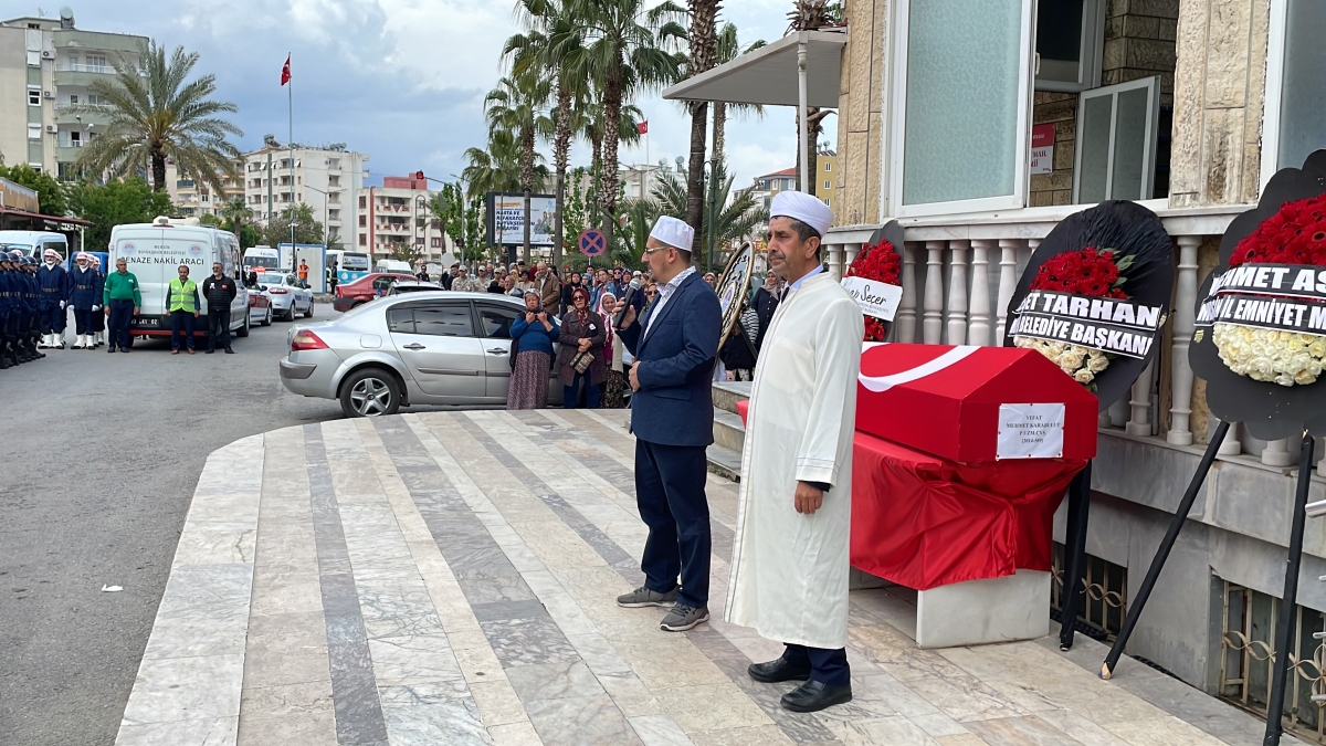 Suriye’de Vefat Eden Uzman Çavuş Karabulut’un naaşı memleketi Anamur’da toprağa verildi.