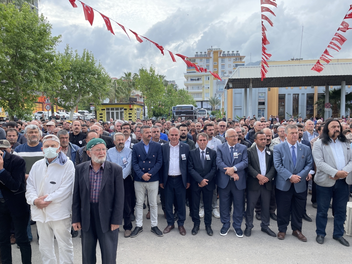 Suriye’de Vefat Eden Uzman Çavuş Karabulut’un naaşı memleketi Anamur’da toprağa verildi.