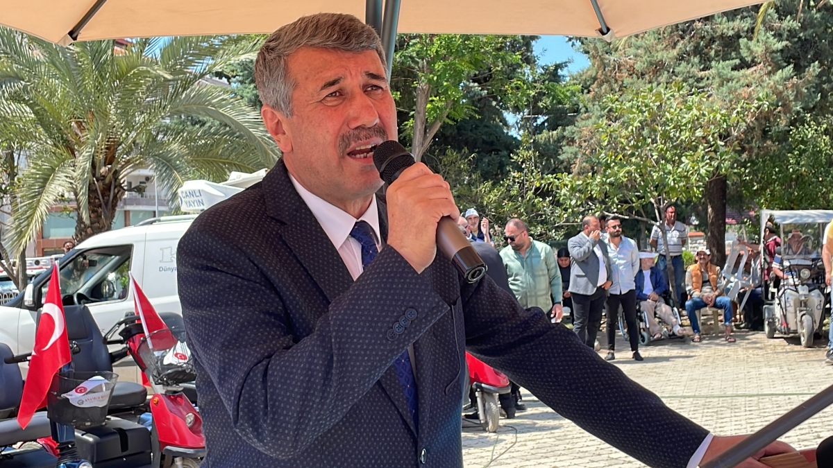 Anamur Belediyesi Engelli Vatandaşlara 200 Adet Engelli Araç Gereci Dağıttı