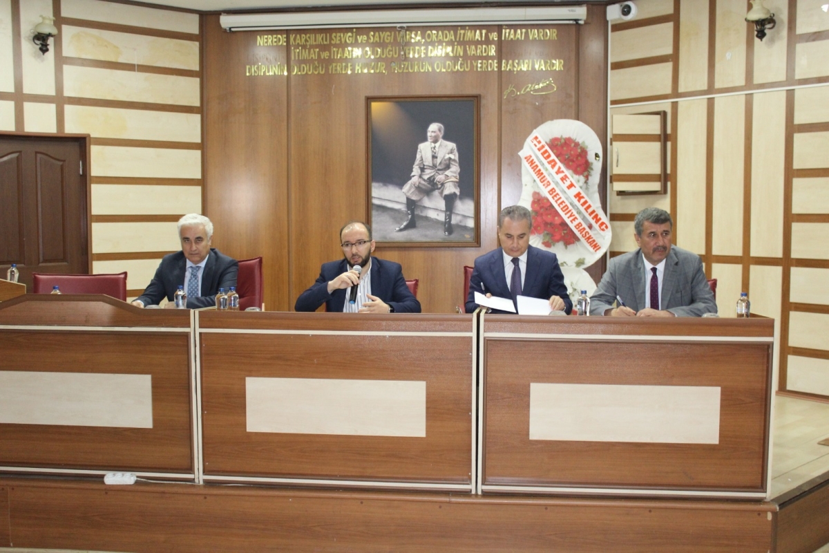 Hazine Bakan Yardımcısı Yunus ELİTAŞ Anamur’da Muhtarlarla Bir Araya Geldi..