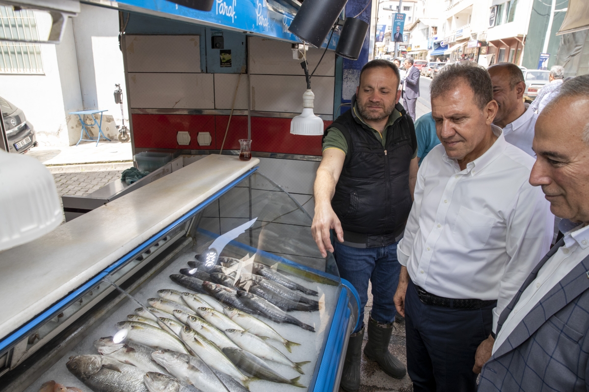 BAŞKAN SEÇER ANAMUR'A ÇIKARMA YAPTI
