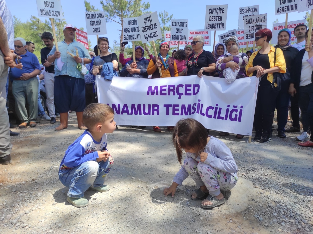 Bozyazı Karahirarlı Mahalle Sakinleri Mermer Ocağına Hayır Dedi..