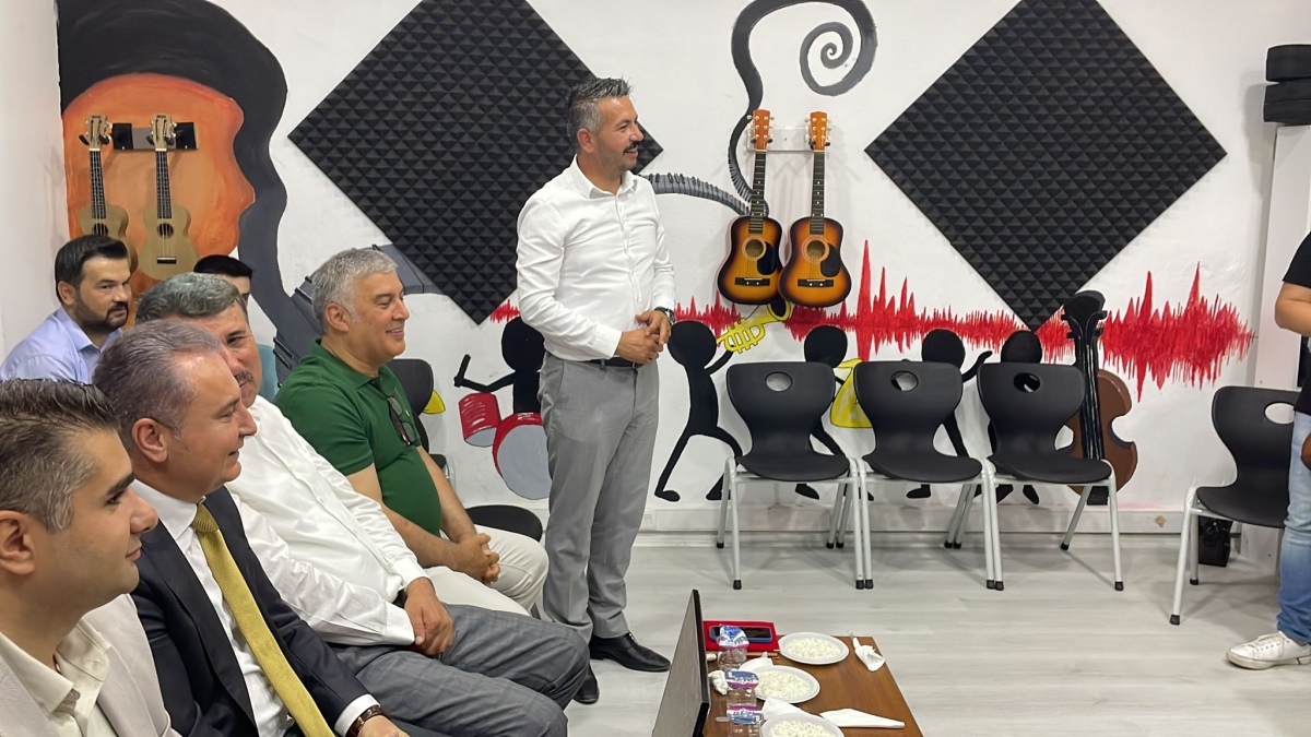 Anamur VB. Atatürk Ortaokulunda Müzik Sınıfı Açılışı Yapıldı..