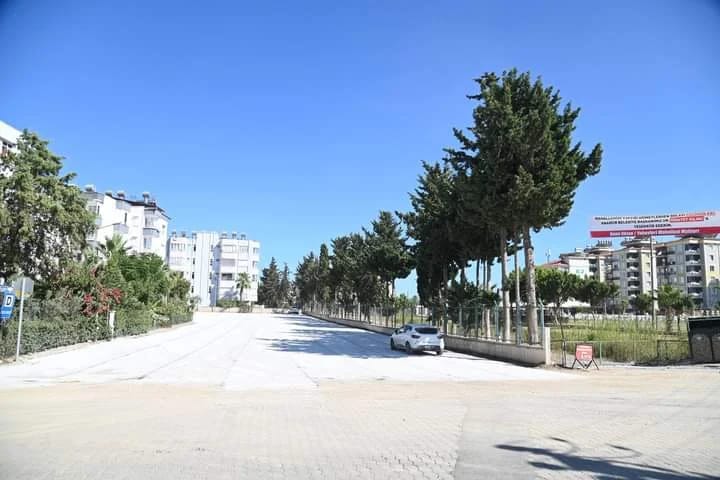Yolları Asfaltlandı, Başkan Kılınç'ı Kırmızı Halı İle Karşıladı.