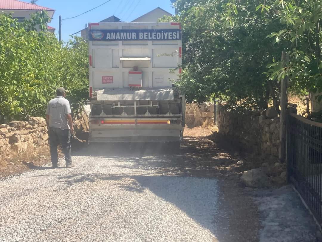 Anamur Belediyesi Yaylalarda Asfalt Çalışmasını Tamamladı.