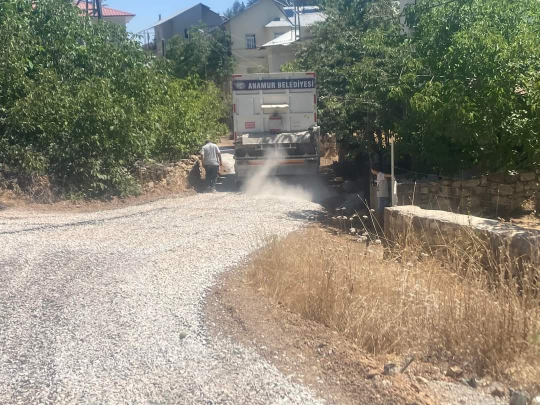 Anamur Belediyesi Yaylalarda Asfalt Çalışmasını Tamamladı.