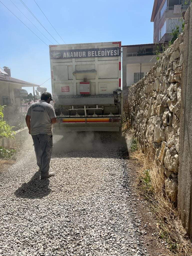 Anamur Belediyesi Yaylalarda Asfalt Çalışmasını Tamamladı.