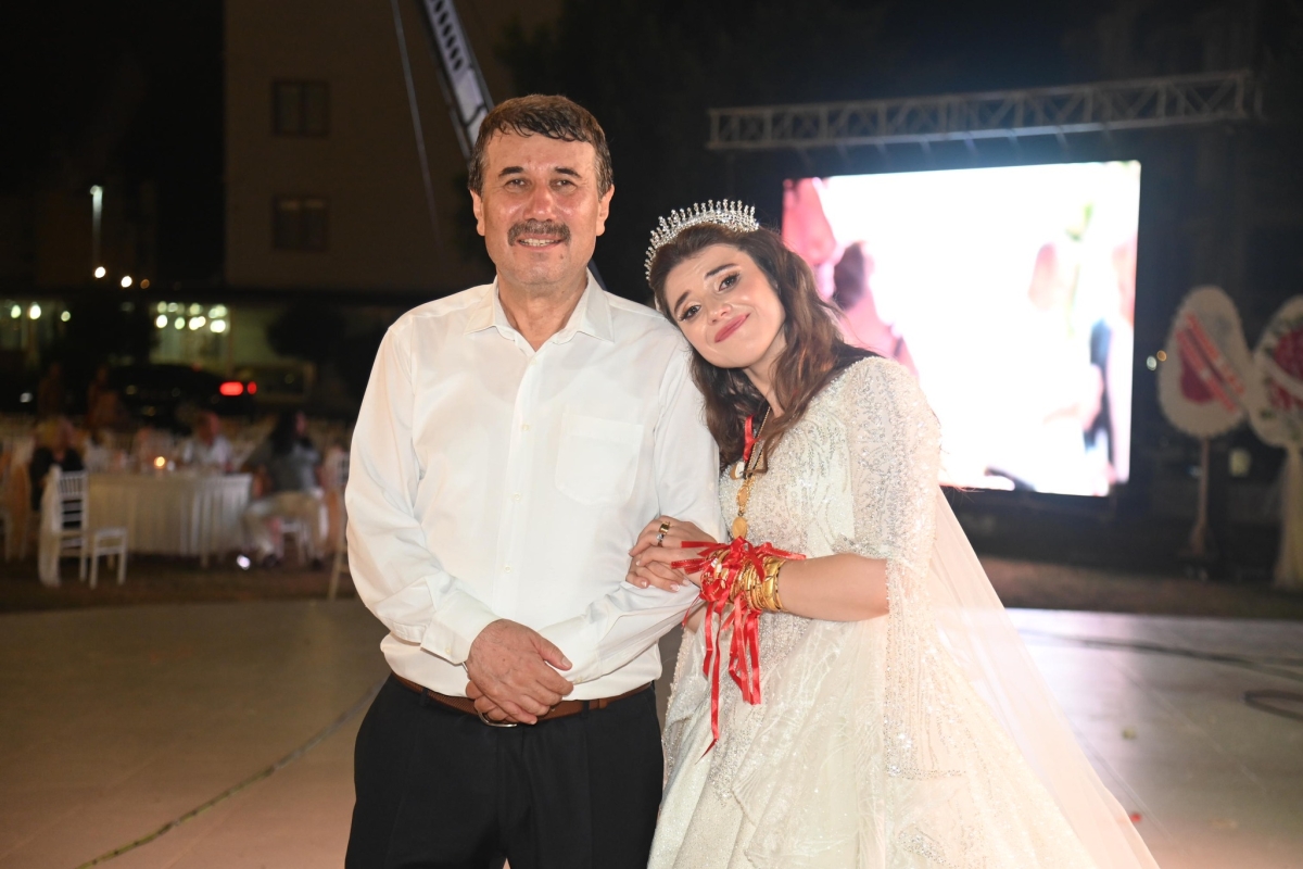 Başkan Kılınç'ın Kızı Nisa'nın Düğünü Şölen Tadında Oldu..