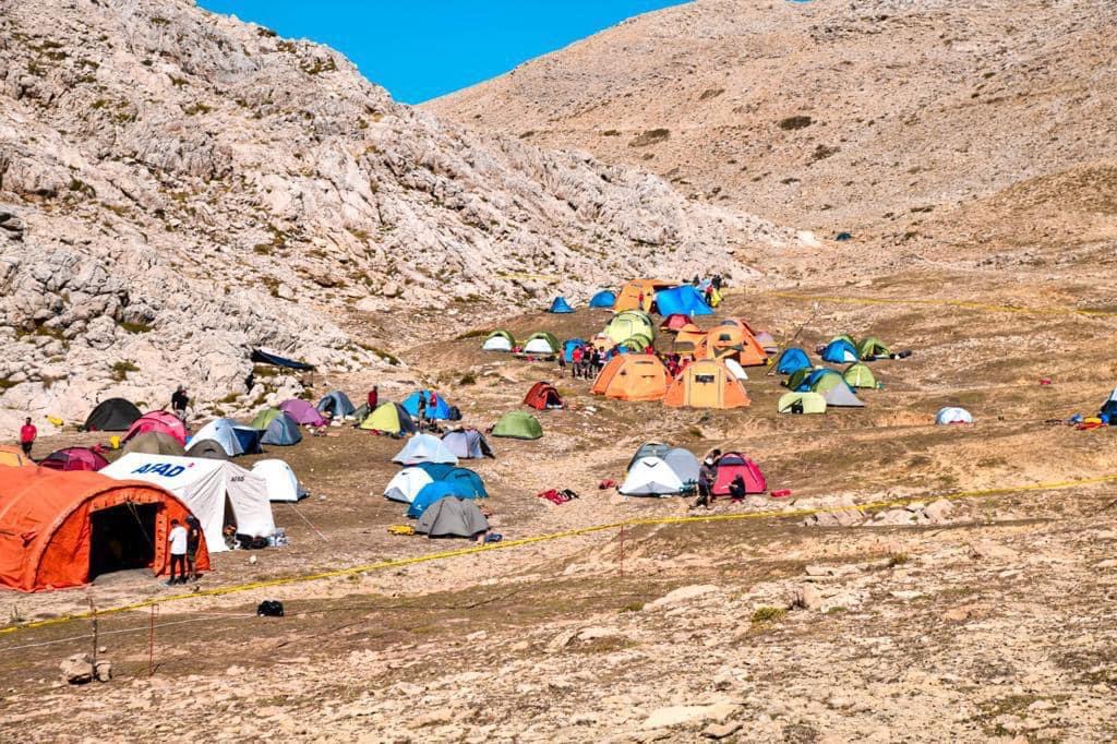 Mersin Valisi Pehvihan Morca Mağarasındaki Tahliye Çalışmalarını Yerinde İnceledi..