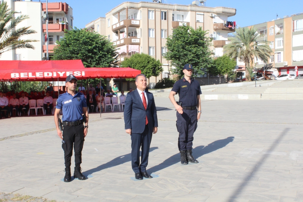 19 Eylül Gaziler Günü İlçemizde Çelenk Sunma Töreni ile Kutlandı