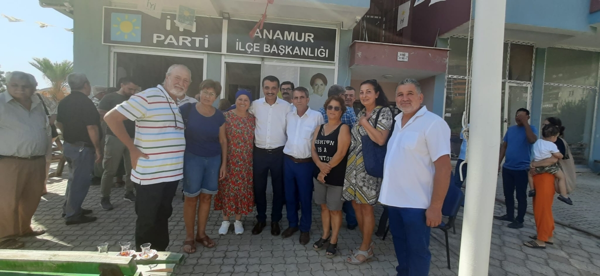Anamur Hayvanları Koruma Derneği Sokak Hayvanları Raporunu Siyasi Partilere Teslim Ettiler..