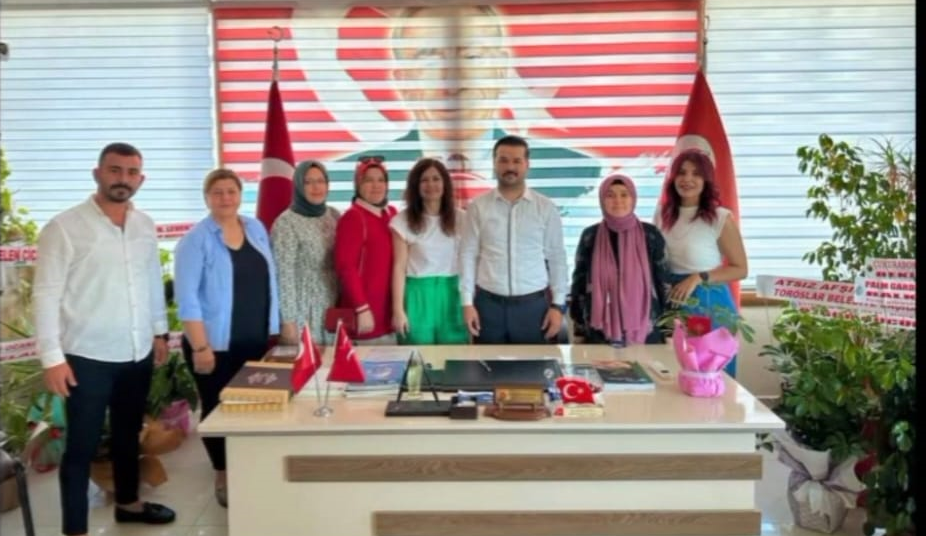 Anamur Hayvanları Koruma Derneği Sokak Hayvanları Raporunu Siyasi Partilere Teslim Ettiler..