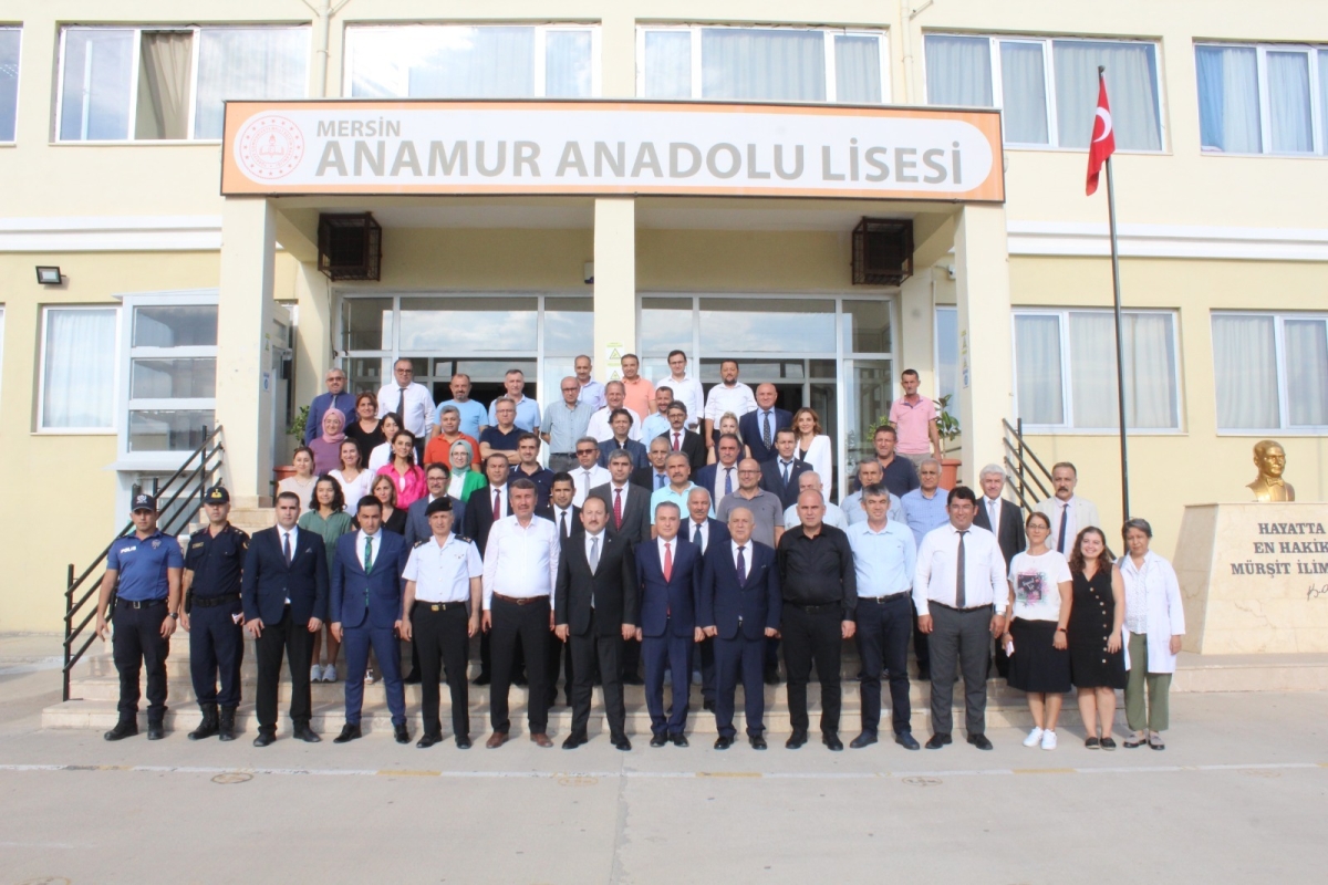 Mersin Valisi Ali Hamza Pehlivan Anamur’da Bir Takım İncelemeler ve Temaslarda bulundu.