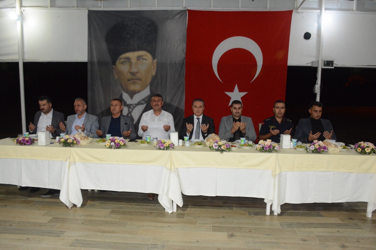Başkan Kılınç 56 Mahalle Muhtarına Resepsiyon Verdi..