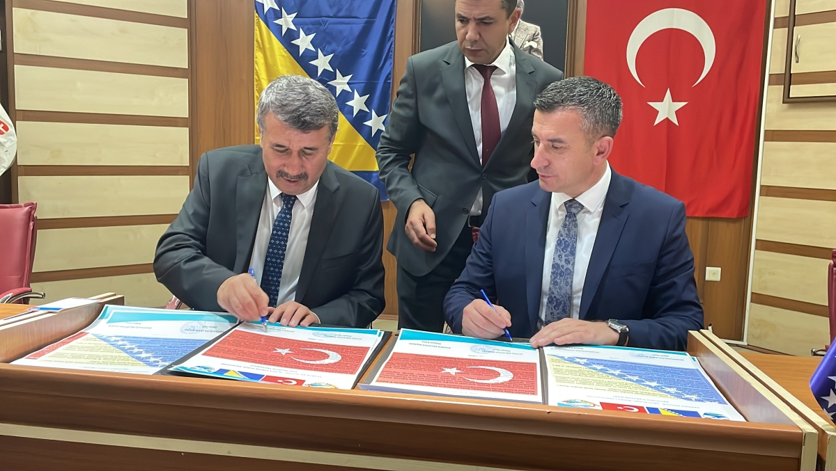 Anamur Belediyesi ile Bosna Hersek Konjic Belediyesi ile Kardeş Kent protokolü imzalandı.