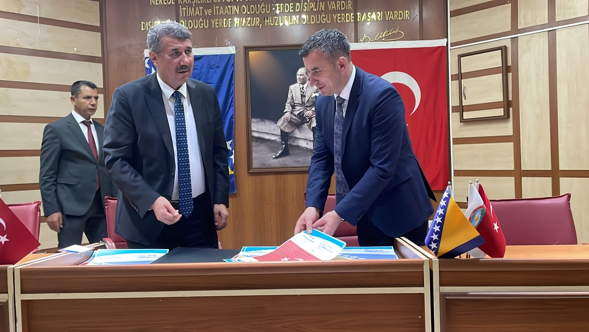 Anamur Belediyesi ile Bosna Hersek Konjic Belediyesi ile Kardeş Kent protokolü imzalandı.