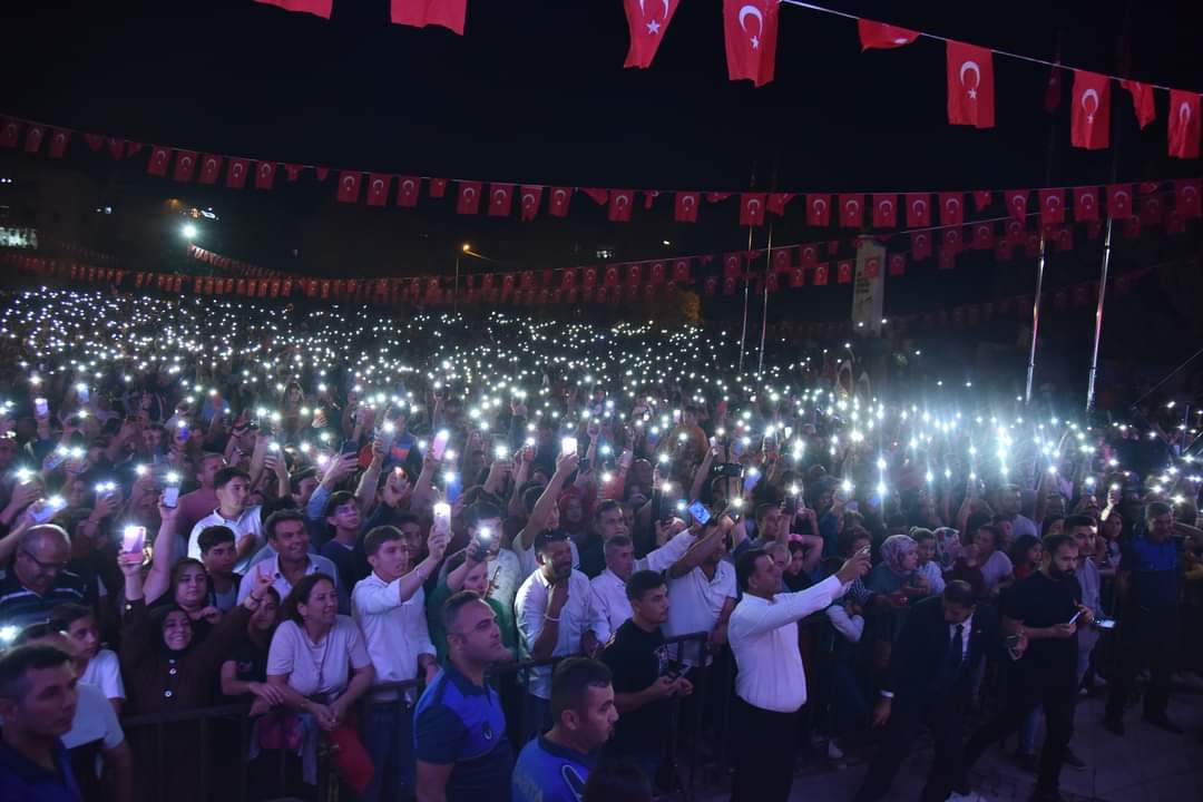 Anamur’da Cumhuriyetin 100. Yılı Coşku ile Kutlandı..